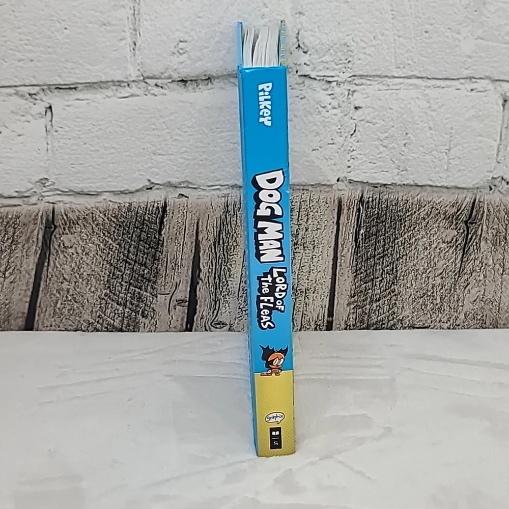 Kids/Childs Dog Man Two Book Set by Dav Pilkey 'Lord of the Fleas'/'And Cat Kid'